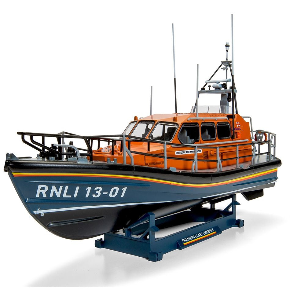 Airfix: RNLI Shannon Class Lifeboat Starter Set