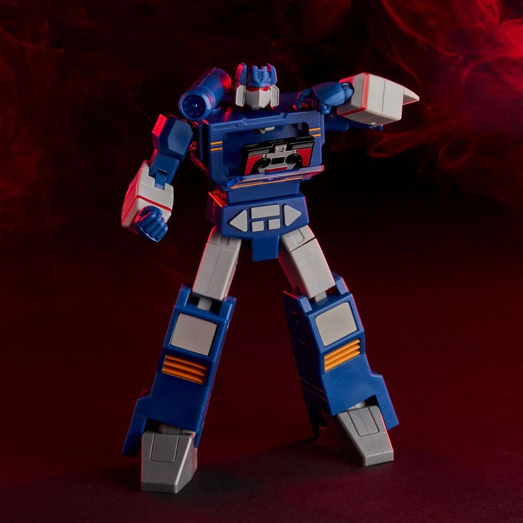 R.E.D. Transformers - Soundwave